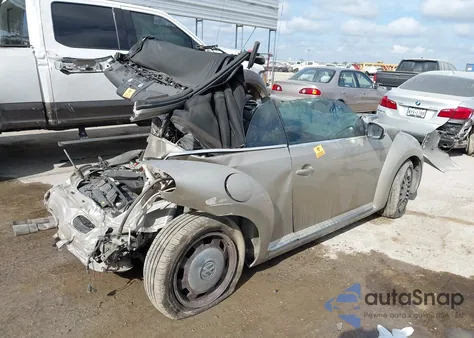 2013 Volkswagen Beetle 2.5L из США, поврежденный, VIN 3VW5X7ATXDM814241